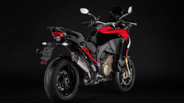 Η Ducati αποκαλύπτει τις νέες Multistrada V4, V4 S και Pikes Peak 2025 