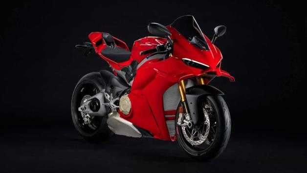 Παρουσιάστηκε η νέα Ducati Panigale V4! 