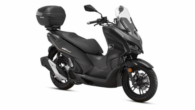 QJMOTOR MTX125: Με κάμερα καταγραφής και ισχύ 15 ίππων 