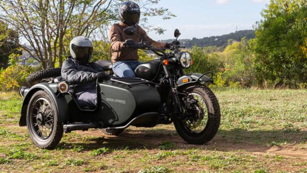 Αναβίωση μοτοσυκλετών με καλάθι: νέο sidecar με κινητήρα CFMOTO 