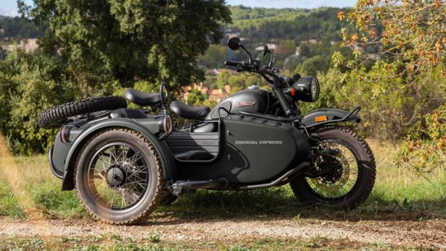 Αναβίωση μοτοσυκλετών με καλάθι: νέο sidecar με κινητήρα CFMOTO 