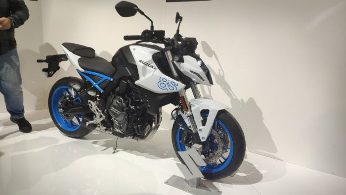 Suzuki GSX-8S 2023