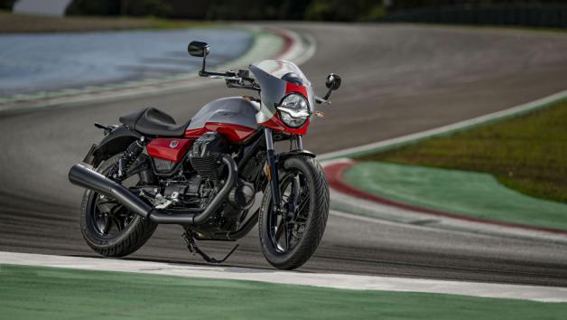 Έφτασε στην Ελλάδα η ωραιότερη MOTO GUZZI V7  