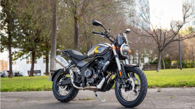 VOGE AC525X: Με Scrambler διάθεση και επώνυμο εξοπλισμό 