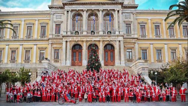 Santa Run Syros: Aγιοβασίληδες στη Σύρο για φιλανθρωπικό σκοπό  