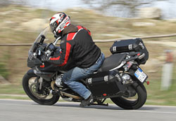        Moto Guzzi       2011. ,     90                       Stelvio,      .
