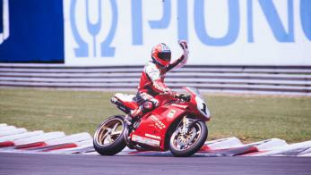 Ducati 916:    Superbikes    `90 