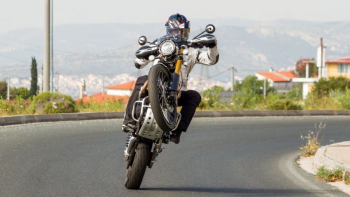 Test: Triumph Scrambler 1200 ΧΕ	