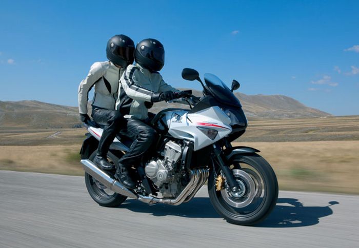 Η CBF 600S της Honda θεωρείται δικαίως μια από τις καλύτερες επιλογές της κατηγορίας.	