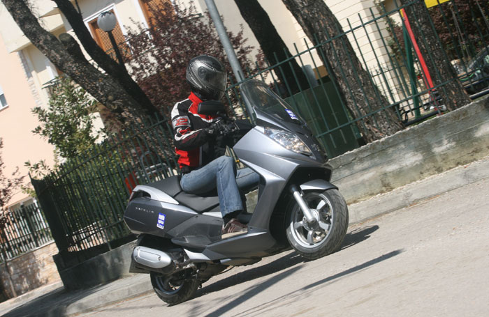 Δοκιμή: Peugeot Satelis 250 Safety Pack