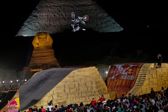 Αποστολή: Red Bull X-Fighters - Αίγυπτος