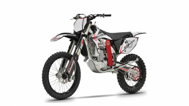 H Christini παράγει μέχρι και σήμερα 2WD μοτοσυκλέτες, τις οποίες διαθέτει στην H Christini παράγει μέχρι και σήμερα 2WD μοτοσυκλέτες, τις οποίες διαθέτει στην αγορά.