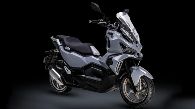 Νέο SΥM ADX 125: Με Traction Control και σύστημα Start/Stop