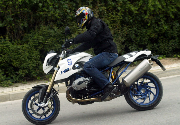 Δοκιμή BMW HP2 Megamoto