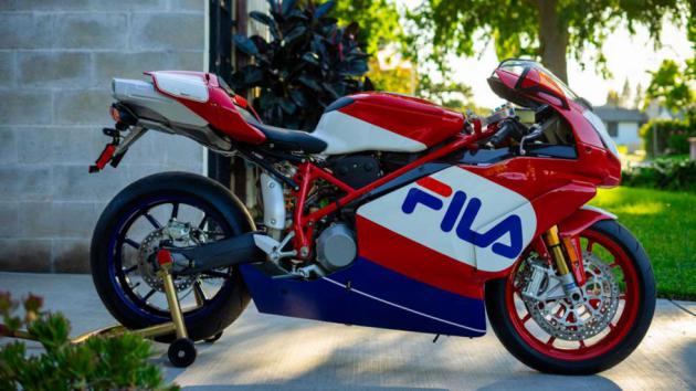 Δημοπρατήθηκε σπάνια Ducati 999R FILA