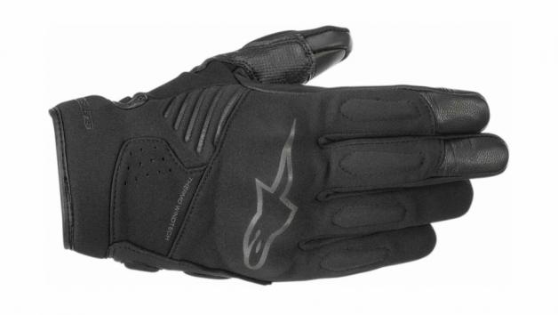 Τα Alpine Stars Faster, είναι Mid Season γάντια που προσφέρουν εξαιρετική αίσθησ Τα Alpine Stars Faster, είναι Mid Season γάντια που προσφέρουν εξαιρετική αίσθηση και ασφάλεια στον αναβάτη.