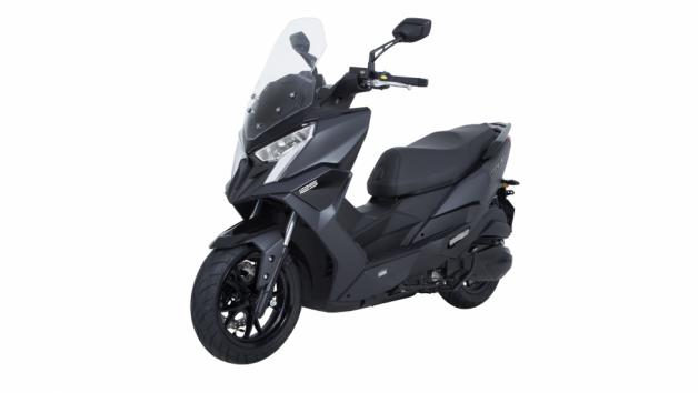 Kymco Dink R: Με έξτρα αποθηκευτικό χώρο στο τούνελ