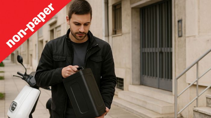 Αποσπώμενη μπαταρία και ελληνική καθημερινότητα Αποσπώμενη μπαταρία και ελληνική καθημερινότητα