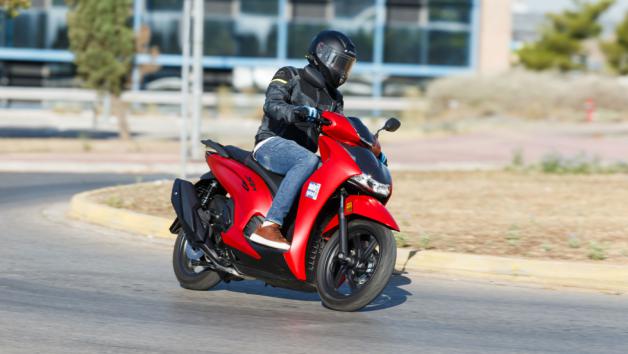 Honda SH 350i (έκδοση SPORTY) - Test Honda SH 350i (έκδοση SPORTY) - Test