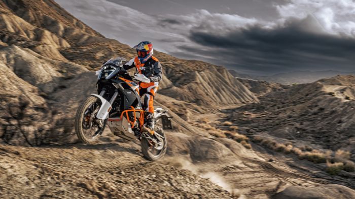 KTM 1390 SUPER ADVENTURE R: Νέα σχεδίαση και ακόμα περισσότερα άλογα