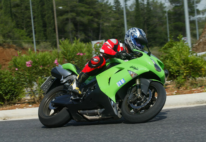 Kawasaki ZX-10R: ¶γρια ομορφιά!