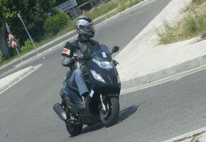 Η… Kymco πλευρά της δύναμης