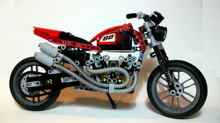 Η Harley-Davidson XR1200 από τουβλάκια LEGO