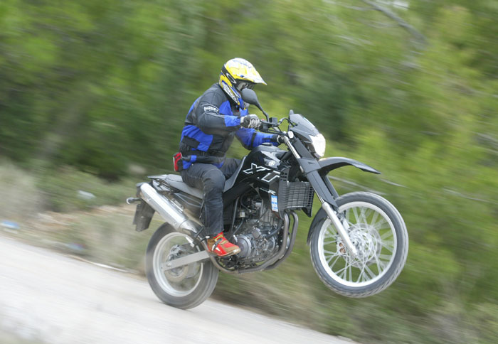 XT 660R ‘05 με 5.800 €