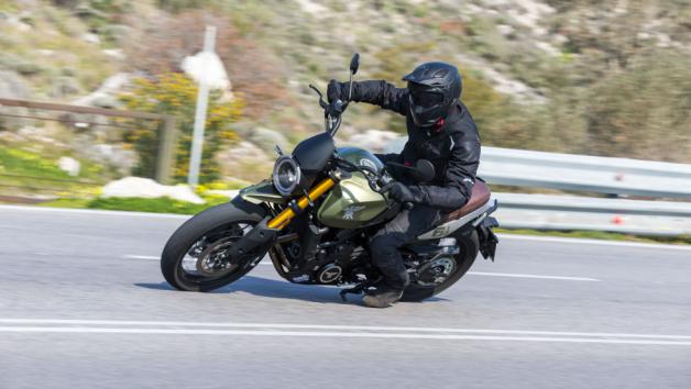 Moto Morini Seiemmezzo SCR - Test