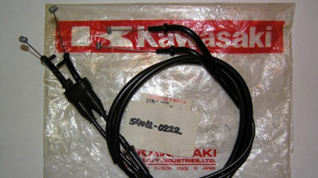 Nτίζες γκαζιού Α+Β Kawasaki Ζ 1000 Nτίζες γκαζιού Α+Β Kawasaki Ζ 1000