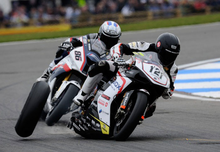 WSBK: Απίστευτο ατύχημα στο Donington Park!