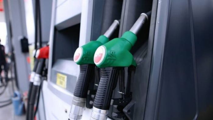 Αντλίες-μαϊμού σε 16 πρατήρια - Συλλήψεις και για όπλα Αντλίες-μαϊμού σε 16 πρατήρια - Συλλήψεις και για όπλα