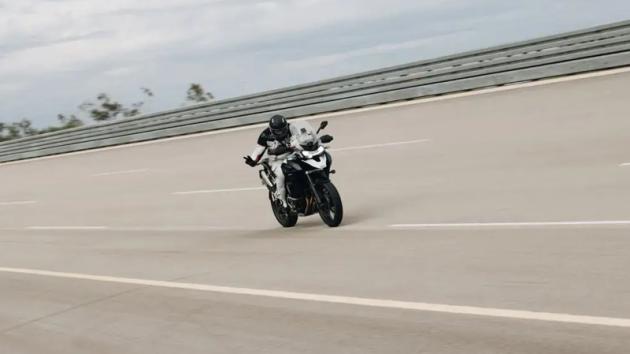 Triumph Tiger 1200 GΤ Explorer: 4.012 χλμ. και 520 λίτρα σε 24 ώρες	