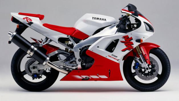 Yamaha R1: Το μοντέλο που επαναπροσδιόρισε τις Sport μοτοσυκλέτες