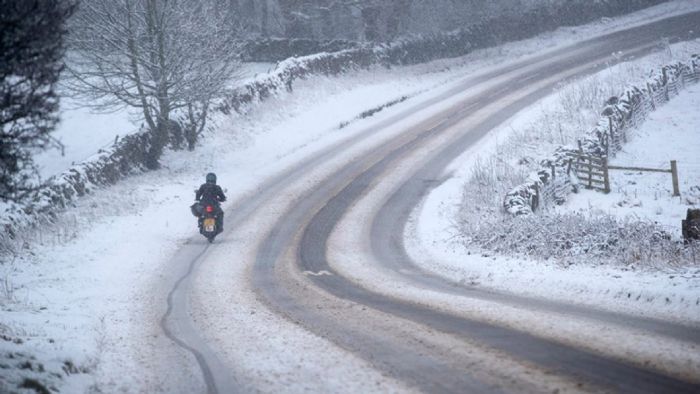 Μια απο τις φωτογραφίες της αναβάτη στην δοαδρομή της, που δημοσιεύθηκαν στο Facebook