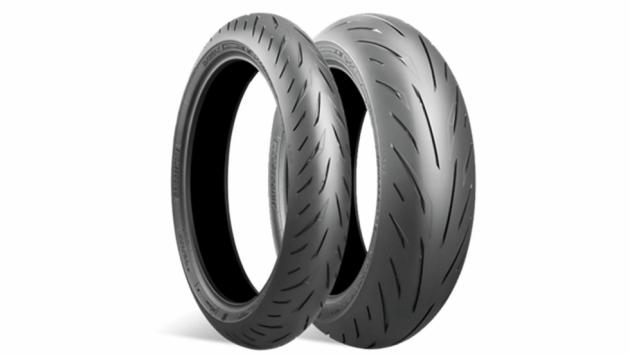 Bridgestone Battlax S22 120/70-17 & 180/55-17 Bridgestone Battlax S22 120/70-17 & 180/55-17