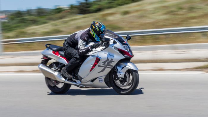 Suzuki Hayabusa 2021: Πρώτη οδηγική επαφή και μετρήσεις (+video)