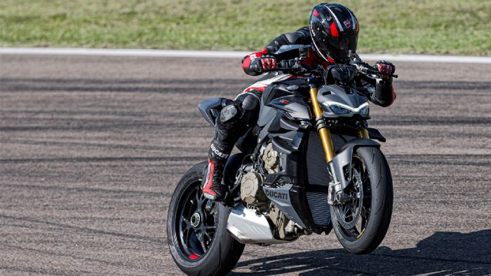 Ducati Streetfighter V4 S 2023