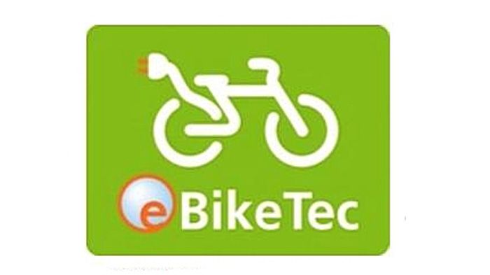 Η έκθεση eBikeTech είναι η πρώτη που διοργανώνεται στη Γαλλία και αφορά αποκλειστικά ηλεκτροκίνητα δίκυκλα. 