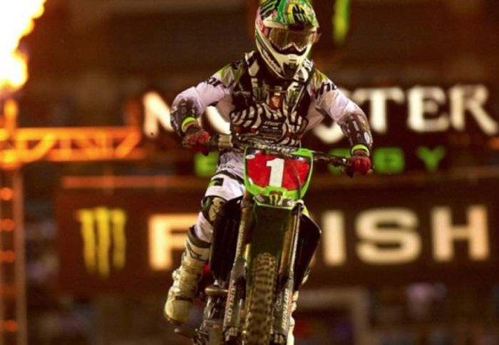 Monster Energy Athens Supercross μία παγκοσμίου επιπέδου διοργάνωση στις 8 και 9 Οκτωβρίου στο Στάδιο Ειρήνης και Φιλίας.