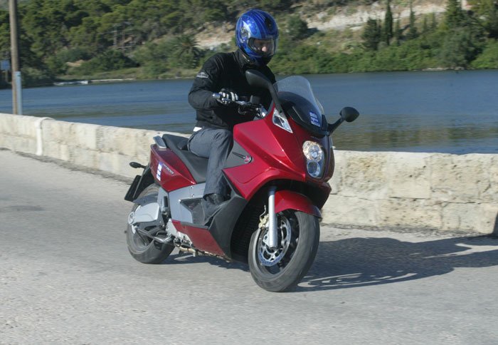 Δοκιμή: Gilera GP 800