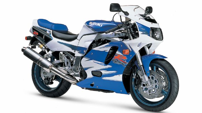 Μια από τις τελευταίες GSX-R 1100, που είχαν το κωδικό γράμμα W και έφεραν και υγρόψυξη. 