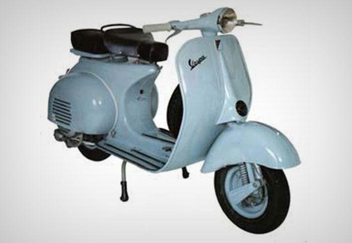 Στις 23 Οκτωβρίου το Vespa Club του Πειραιά θα διοργανώσει μια έκθεση Vespa.