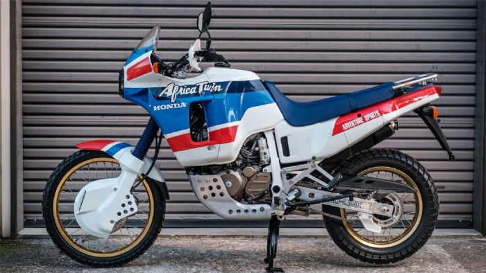 Φωτογραφίες της Africa Twin των 37.000 δολαρίων.