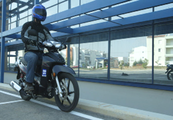 Δοκιμή Kymco Straight 150