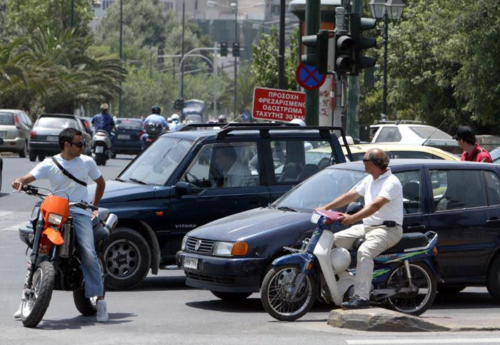 H οδήγηση στην πόλη θέλει αντανακλαστικά στο maximum, και εγρήγορση.