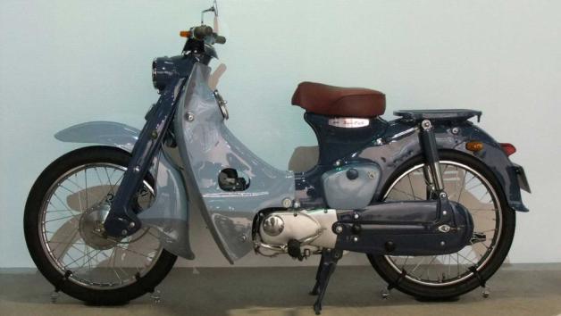 Honda Super Cub: Το παπί που άφησε ιστορία 