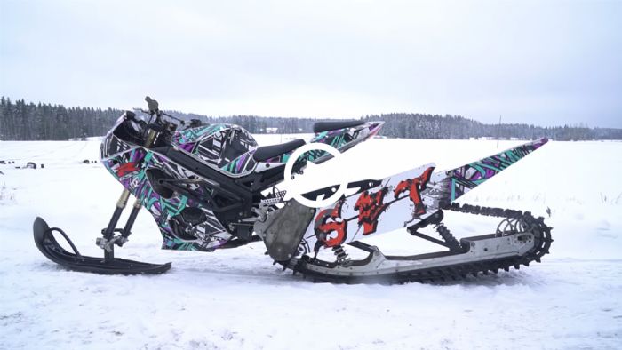 Snowmobile με 170 άλογα! 