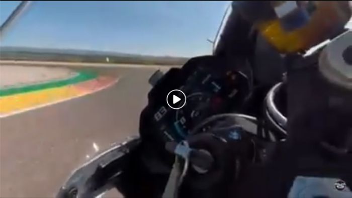 Ο Troy Corser «στύβει» ένα S1000RR