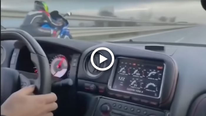 VIDEO: Nissan GT-R με τετραψήφια άλογα τα βάζει με μοτοσυκλέτα